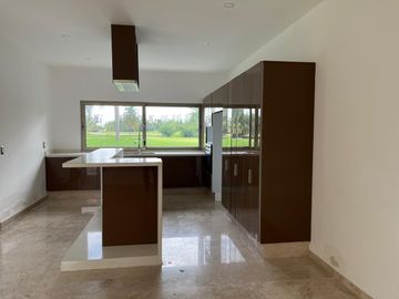CASA NUEVA EN VENTA, PARAISO COUNTRY CLUB, E. ZAPATA, MORELOS.
