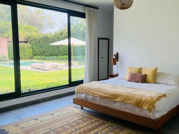 Casa Moderna y Lujosa con Piscina y Acabados  Premium ✨