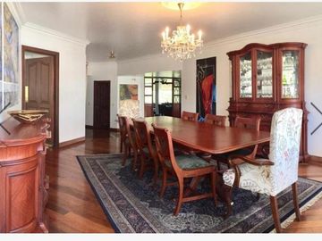 OPORTUNIDAD, MONTESERRIN, 700m2 construcción, piscina, sauna, turco, hidromasajes