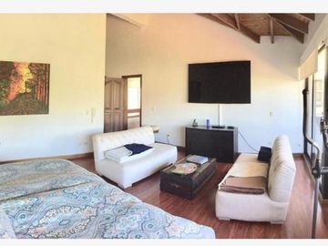 OPORTUNIDAD, MONTESERRIN, 700m2 construcción, piscina, sauna, turco, hidromasajes
