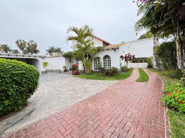 En venta Amplia Casa con bungalow independiente en La Encantada de Villa 🏠🤩