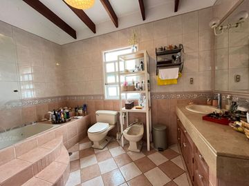 En venta Amplia Casa con bungalow independiente en La Encantada de Villa 🏠🤩