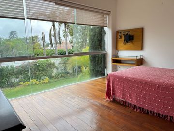 En venta Amplia Casa con bungalow independiente en La Encantada de Villa 🏠🤩