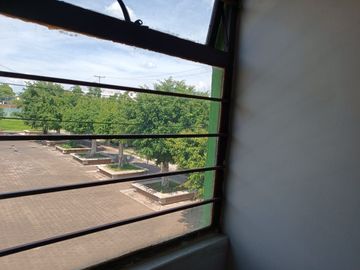 VENTA DE DTO EN INF. JUSTO MENDOZA, EN PRIMER PLANTA. MUY BUENA UBICACIÓN DENTRO DE LA PERIFERIA DE MORELIA