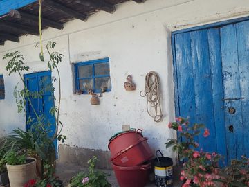 VENTA DE CASA COLONIAL EN EL CENTRO DE CALCA 90M2 IDEAL PARA CONSTRUCCION DE HOTEL