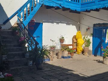VENTA DE CASA COLONIAL EN EL CENTRO DE CALCA 90M2 IDEAL PARA CONSTRUCCION DE HOTEL