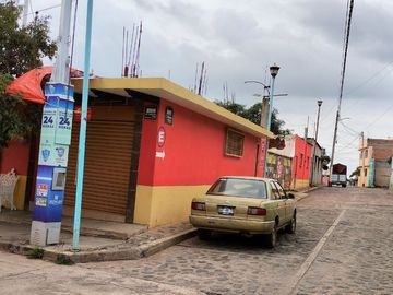 SE VENDEN LOCALES EN ESQUINA EN EL CENTRO DE ATOTONILCO EL GRANDE, HGO.