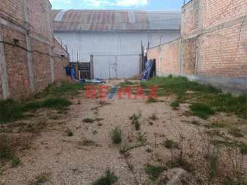Venta De Terreno Comercial En Baños Del Inca