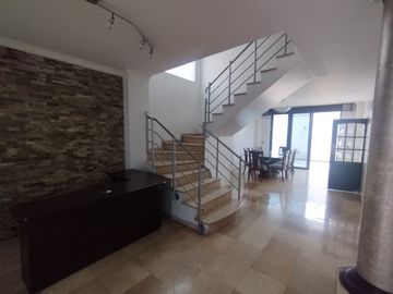 VENTA CASA URB. BOSQUES DEL SALADO AL FRENTE DE CIUDAD COLON (VIVI)