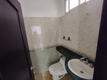 VENTA CASA URB. BOSQUES DEL SALADO AL FRENTE DE CIUDAD COLON (VIVI)