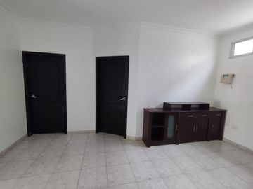 VENTA CASA URB. BOSQUES DEL SALADO AL FRENTE DE CIUDAD COLON (VIVI)