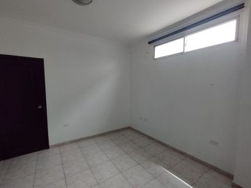 VENTA CASA URB. BOSQUES DEL SALADO AL FRENTE DE CIUDAD COLON (VIVI)