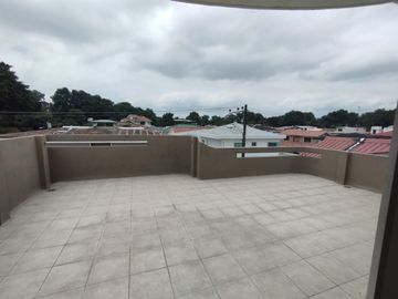 VENTA CASA URB. BOSQUES DEL SALADO AL FRENTE DE CIUDAD COLON (VIVI)