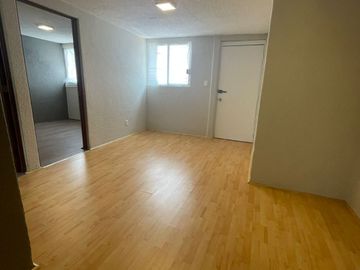 CUAUTITLAN DEPARTAMENTO REMODELADO CERCA DE TREN SUBURBANO