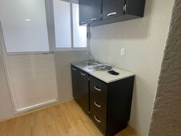 CUAUTITLAN DEPARTAMENTO REMODELADO CERCA DE TREN SUBURBANO