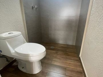 CUAUTITLAN DEPARTAMENTO REMODELADO CERCA DE TREN SUBURBANO