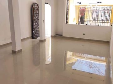 ALQUILER DE CASA EN URB. LAS BRISAS DE CHICLAYO