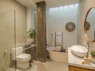 Luxury 4-Bedroom Villa for Yearly Rental in Berawa