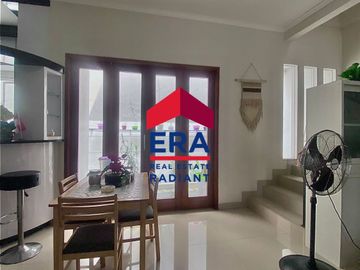 Dijual Rumah di Green Botanical Garden - Jagakarsa, Siap Huni, Full Furnish