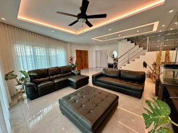 5BR House and Lot For Sale - Meadowood Executive Village, Cavite