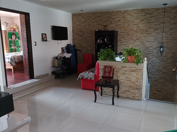CASA EN VENTA FRACC. EL ZAPOTE, EN IRAPUATO