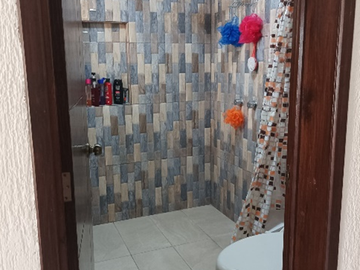 CASA EN VENTA FRACC. EL ZAPOTE, EN IRAPUATO