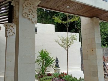 RUMAH CANTIK DEKAT ARTOS MALL MAGELANG