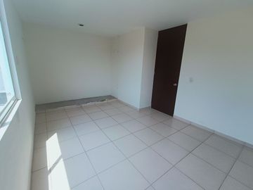 CASA EN CONDO CON ALBERCA EN TZOMPANTLE, CUERNAVACA