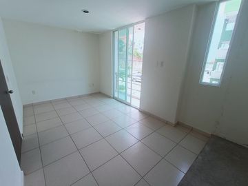 CASA EN CONDO CON ALBERCA EN TZOMPANTLE, CUERNAVACA