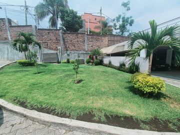 CASA EN CONDO CON ALBERCA EN TZOMPANTLE, CUERNAVACA