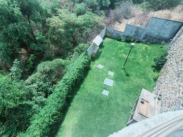 CASA EN CONDO CON ALBERCA EN TZOMPANTLE, CUERNAVACA