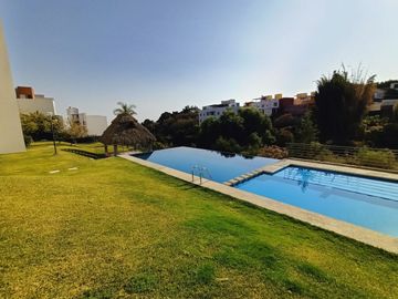 CASA EN CONDO CON ALBERCA EN TZOMPANTLE, CUERNAVACA