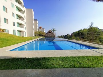 CASA EN CONDO CON ALBERCA EN TZOMPANTLE, CUERNAVACA
