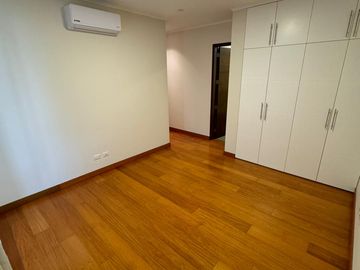 Pent - House en Prestigioso Condominio del Golf Los Incas - Santiago de Surco