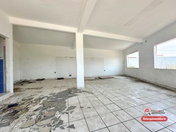 CASA CON LOCALES VENTA ESQUINA GEOVILLAS LOS PINOS ZONA NORTE VERACRUZ