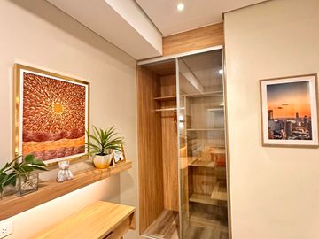 WESTWIND AT LANCASTER NEW  CITY LOW -RISE CONDOMINIUM 1BEDROOM AS LOW AS 10,000 MONTHLY .