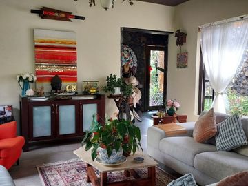 The Elegant House for Sale in Ponderosa Leisure Farm in Silang, Cavite
