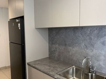 Disewakan Tahunan Rumah Baru Siap Huni di South Grove, Lebak Bulus, Full Furnished