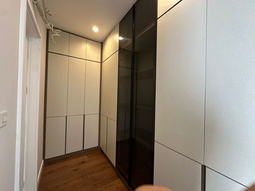 Disewakan Tahunan Rumah Baru Siap Huni di South Grove, Lebak Bulus, Full Furnished