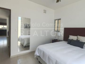 Casa en venta de 2 pisos y 3 recámaras en Cholul Mérida Yucatán - Entrega inmediata