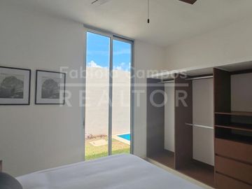 Casa en venta de 2 pisos y 3 recámaras en Cholul Mérida Yucatán - Entrega inmediata