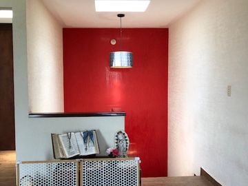 HERMOSA CASA EN VENTA EN FRACCIONAMIENTO EN CACALOMACAN-PROPIEDAD EJIDAL TODO EN ORDEN RECURSOS PROPIOS