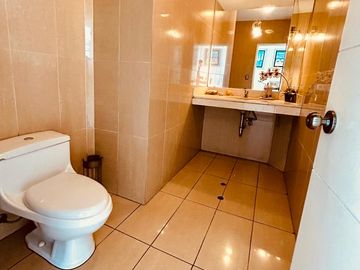 Vendo casa en Condominio La Laguna $ 499 Mil dólares negociables