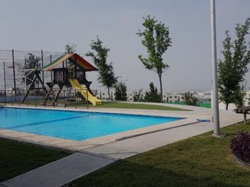 CASA EN VENTA EN CUMBRES ALLEGRO