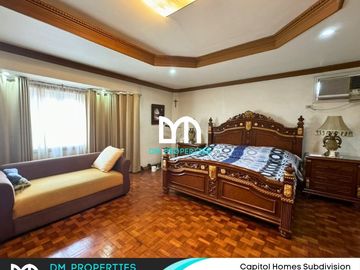 For Sale: House and Lot at Capitol Homes Subdivision, Quezon City