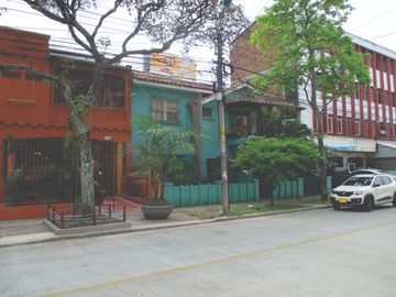 VENTA CASA GRANDE SUR DE CALI BARRIO MIRAFLORES