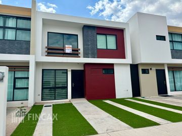 Casa Nueva sin estrenar en Venta Privada Acacia, Recámara en Planta Baja
