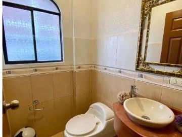 SE VENDE CASA DE 4 DORMITORIOS EN CONJUNTO PRIVADO SECTOR LA ARMENIA 2 - VALLE DE LOS CHILLOS