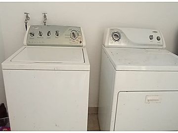 SE VENDE CASA DE 4 DORMITORIOS EN CONJUNTO PRIVADO SECTOR LA ARMENIA 2 - VALLE DE LOS CHILLOS