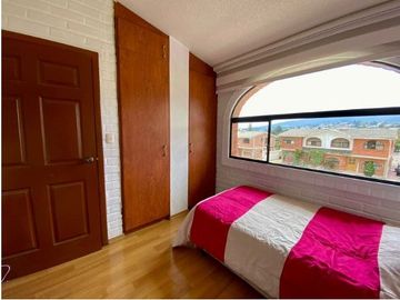SE VENDE CASA DE 4 DORMITORIOS EN CONJUNTO PRIVADO SECTOR LA ARMENIA 2 - VALLE DE LOS CHILLOS